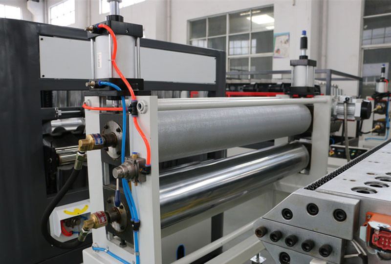WPC PVC Panel Roof Tile Forming Machine House Ceiling Making Machine