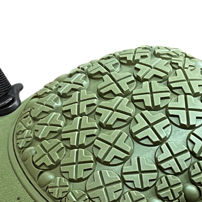 Thick 600D Polyester Green Hard Shell Knee and Elbow Pads for Outdoor Enthusiasts