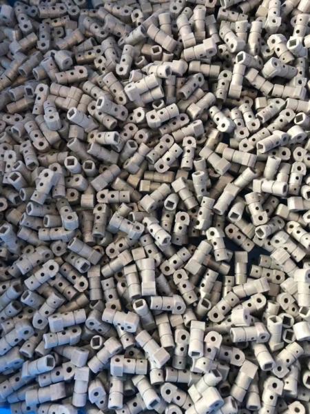 Case Study: Deflashing/Deburring machine for zinc die-casts,NF metal, Deep Cold