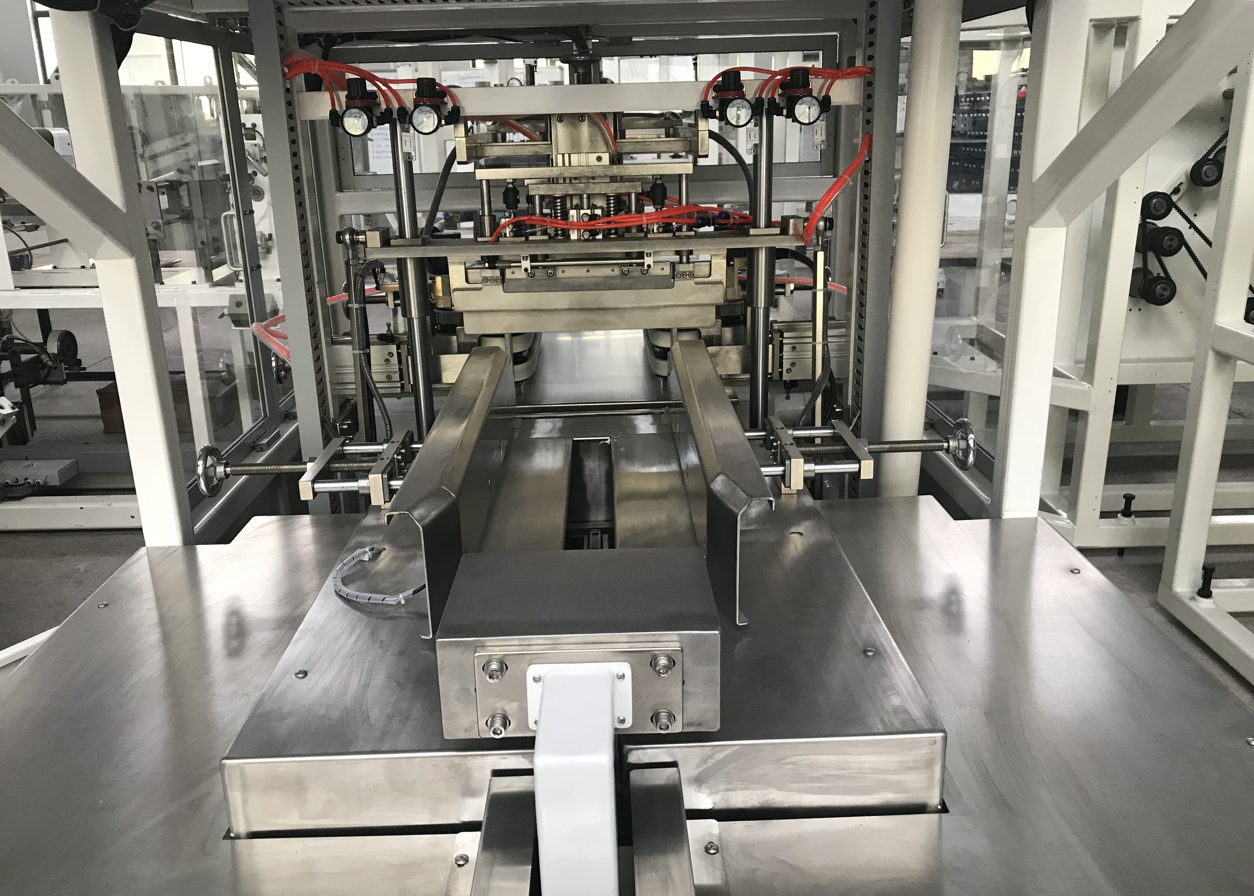 18-25bpm, Semi-Automatic Sealing Machine for infant diaper and incontinence products