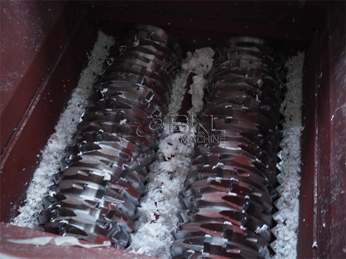 Double Shafts Plastic Shredder Machine High Torque