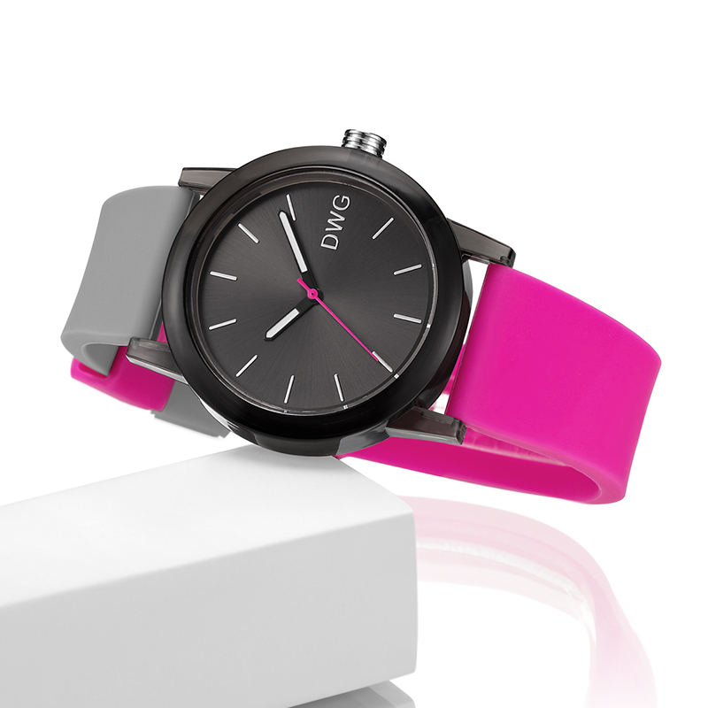 Pink Color Silicone Bracelet Watch Waterproof With Auto Date And Mineral Glass