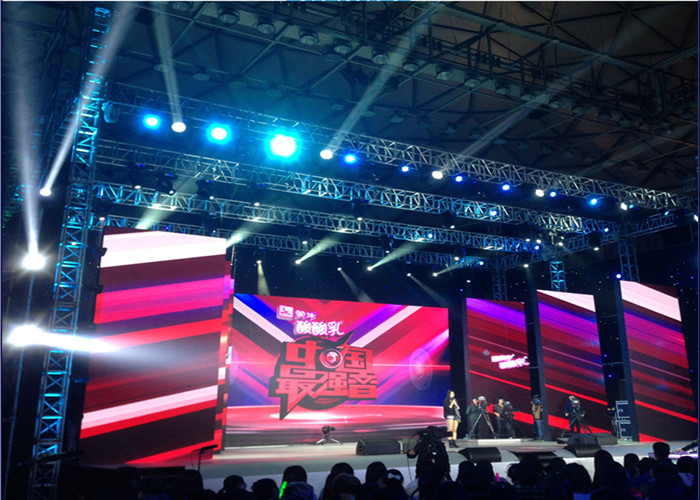 IP65 P3.91 Stage Rental LED Display Panel Multiple Curve Cabinet