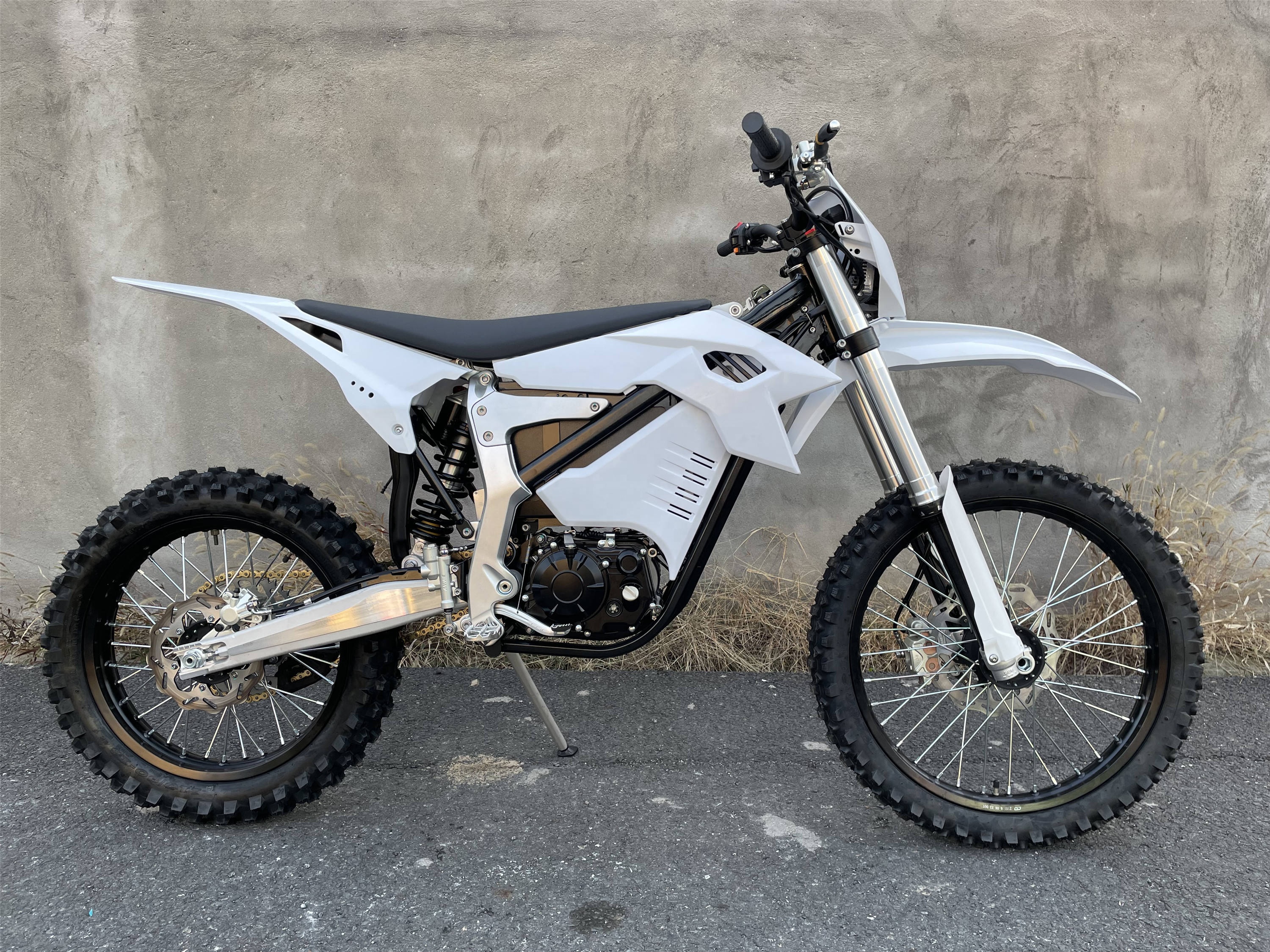 72V 40Ah Battery Electric Dirt Bike 120km/H Max Speed 12000W Mid Drive Electric Bicycle