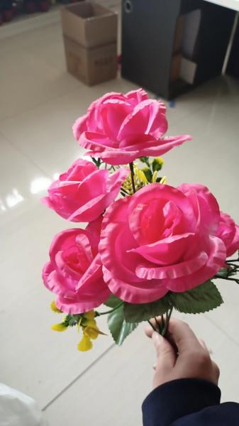 Durable Artificial Flowers Red Rose Flowers for Home Decoration Long-lasting and