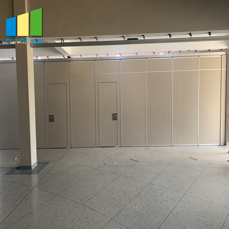 Top Hung Office Partition Divider Meeting Room Sliding Folding Partition