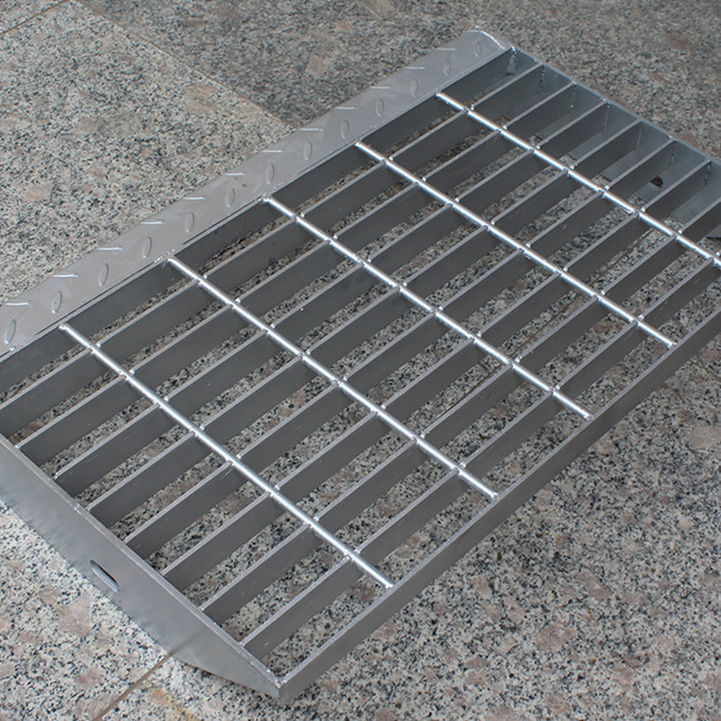 Q235 Hot Dipped Galvanized 255/30/100 Steel Stair Treads Grating