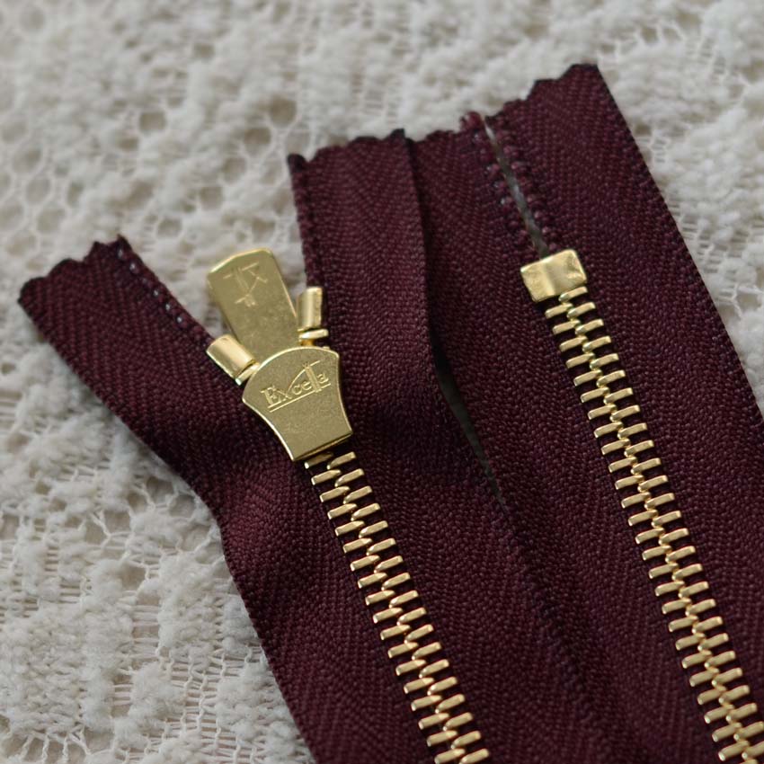 Matt Nickel Gunmetal Antique Silver Metal Zippers Flexible For Black Jacket