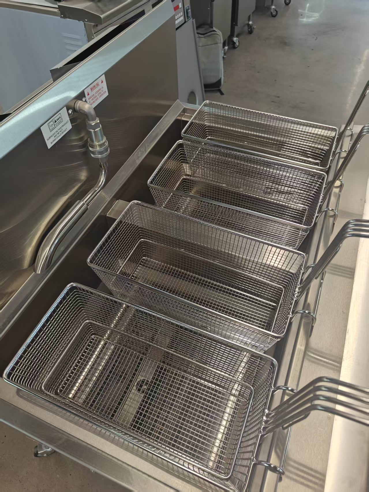 Digital Computer Panel Two Pots Four Baskets Automatic Deep Fryer Machine GAS Open Deep Fryer