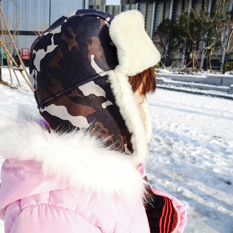 Classical Female Sheepskin Shearling Trapper Hat For Kids ODM Designs