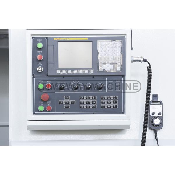 800mm Bed Width Flat Bed CNC Lathe Machine with Full Functions and Max. 520mm Swing