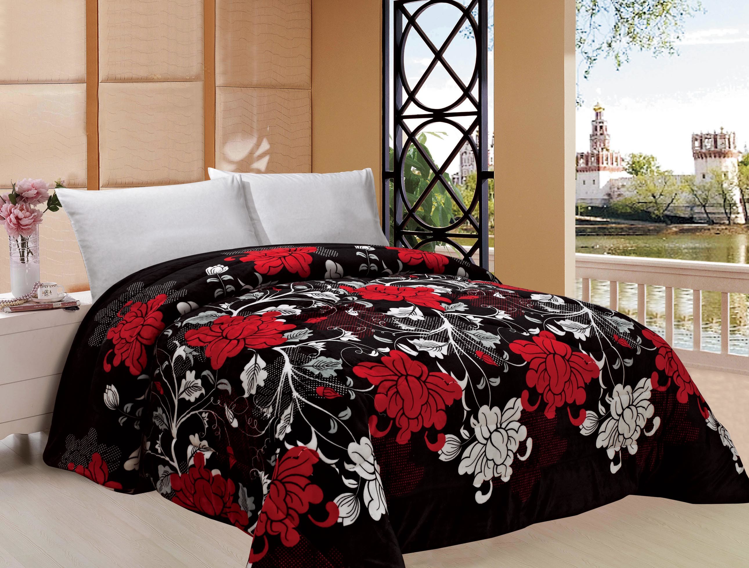 Big Flower Pattern Warm Bed Sheets For Winter , Printed Flannel Winter Bedding Sets