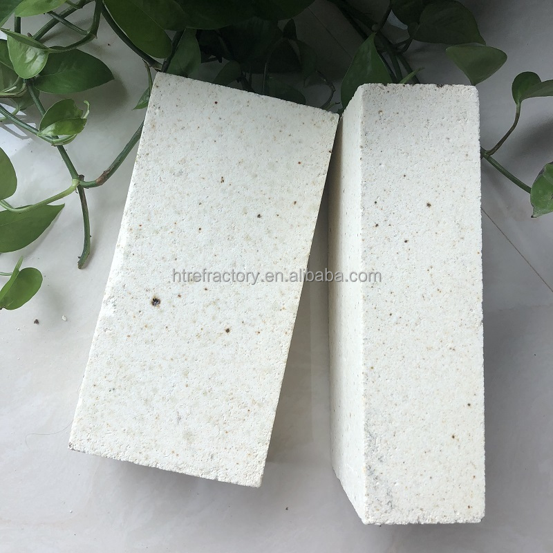Customized Size Silica Insulating Refractory Brick for Lightweight Insulation in Henan