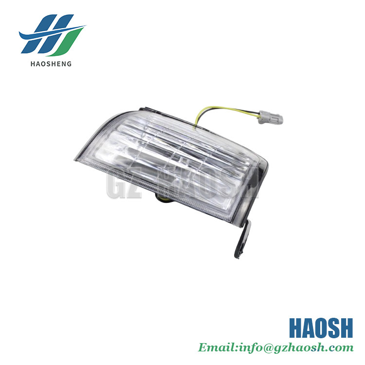 Front Turn Signal Light 8-92370351-R 892370351R For Isuzu TFR 4JB1