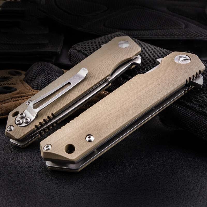 0.65ft 200mm Folding Pocket Knife Wood Handle Anti Erosion For Camping