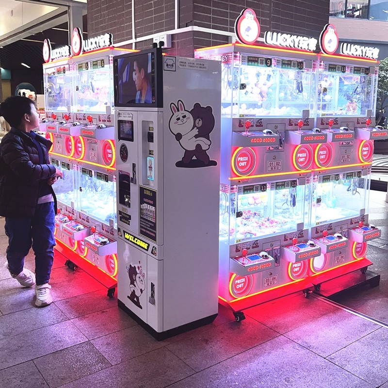 Claw machine Coin Operated plush Owl Claw machine Candy banknotes and coins operated 4 claw machine
