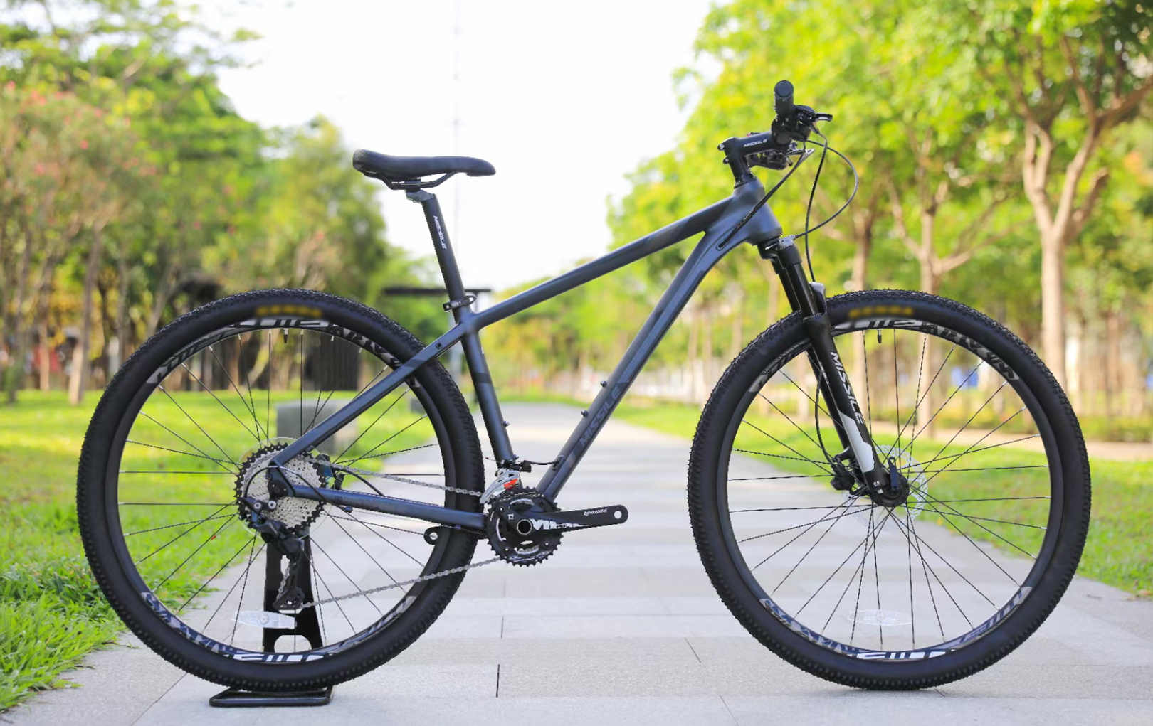 Aluminum Mountain Bike Downhill Mtb 13.9kg Bike Weight with Aluminum Fork Material