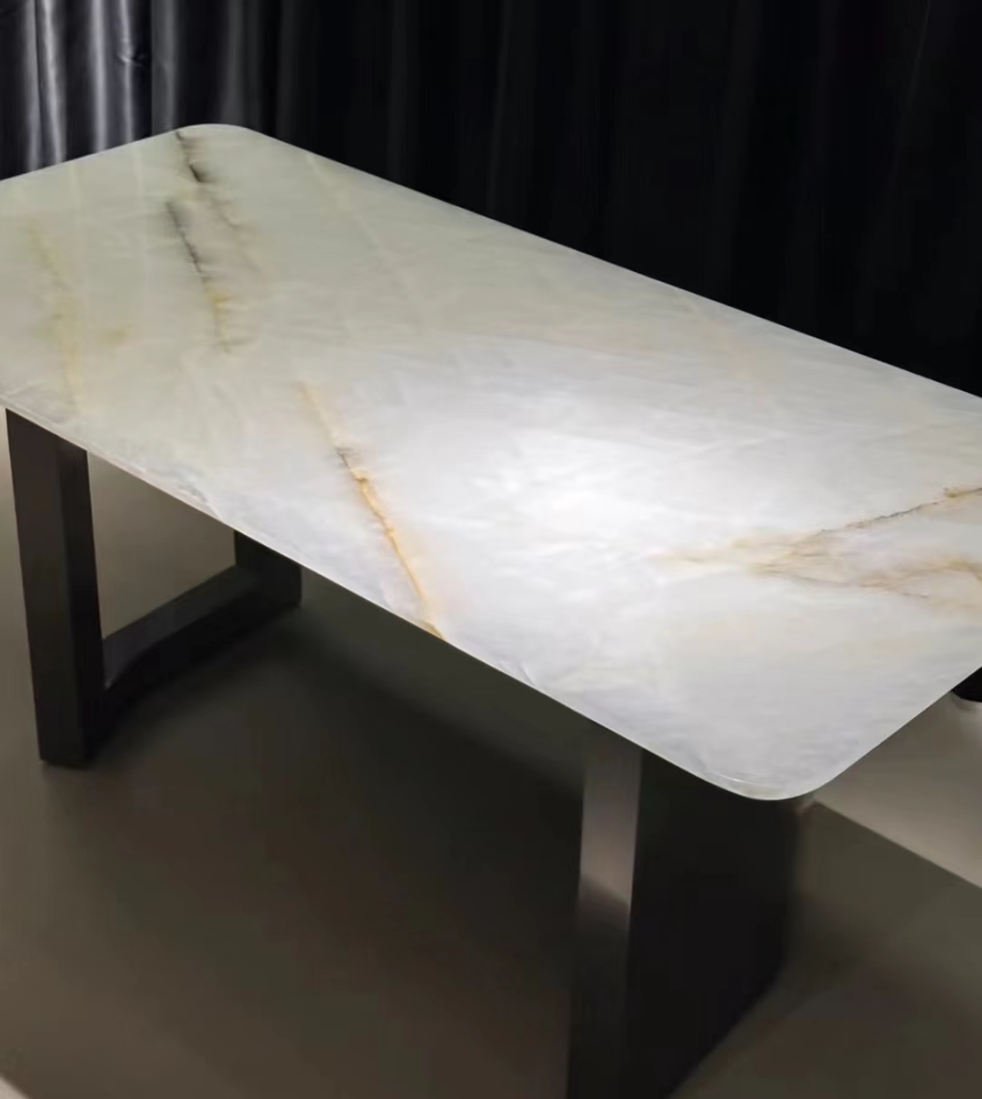 Translucent Cristallo Countertop Onyx Marble Table in Modern Design for Luxury Dining