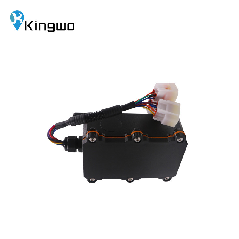 Built In Antenna Remote Control Gps Tracker IP68 waterproof tracking device