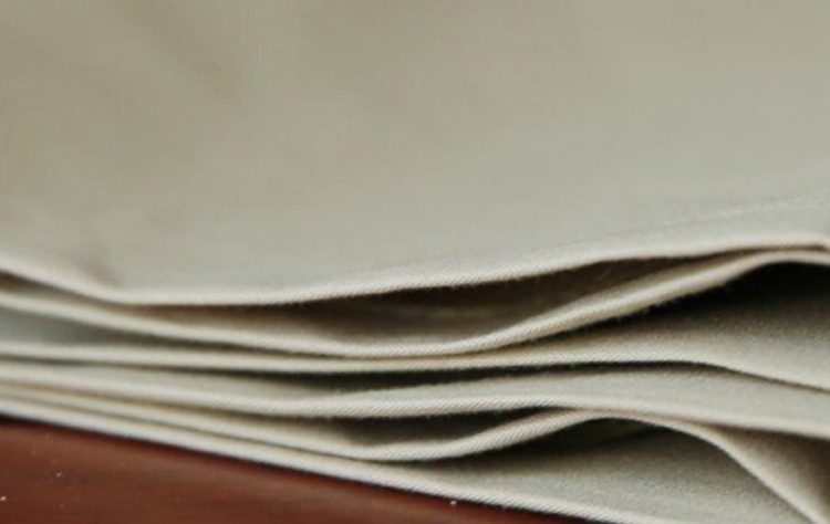 T65/C35 25 GSM Pre Shrinking Yarn Dyed Cotton Fabric