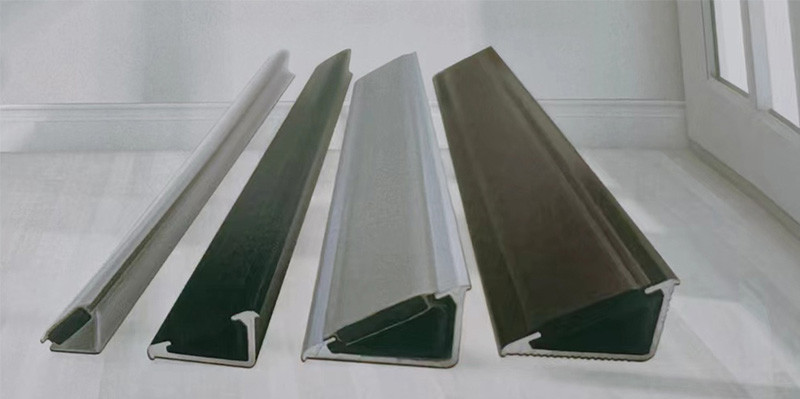 Surface Smooth Shower Screen Seal Strip Erosion Resistant Easy Installation