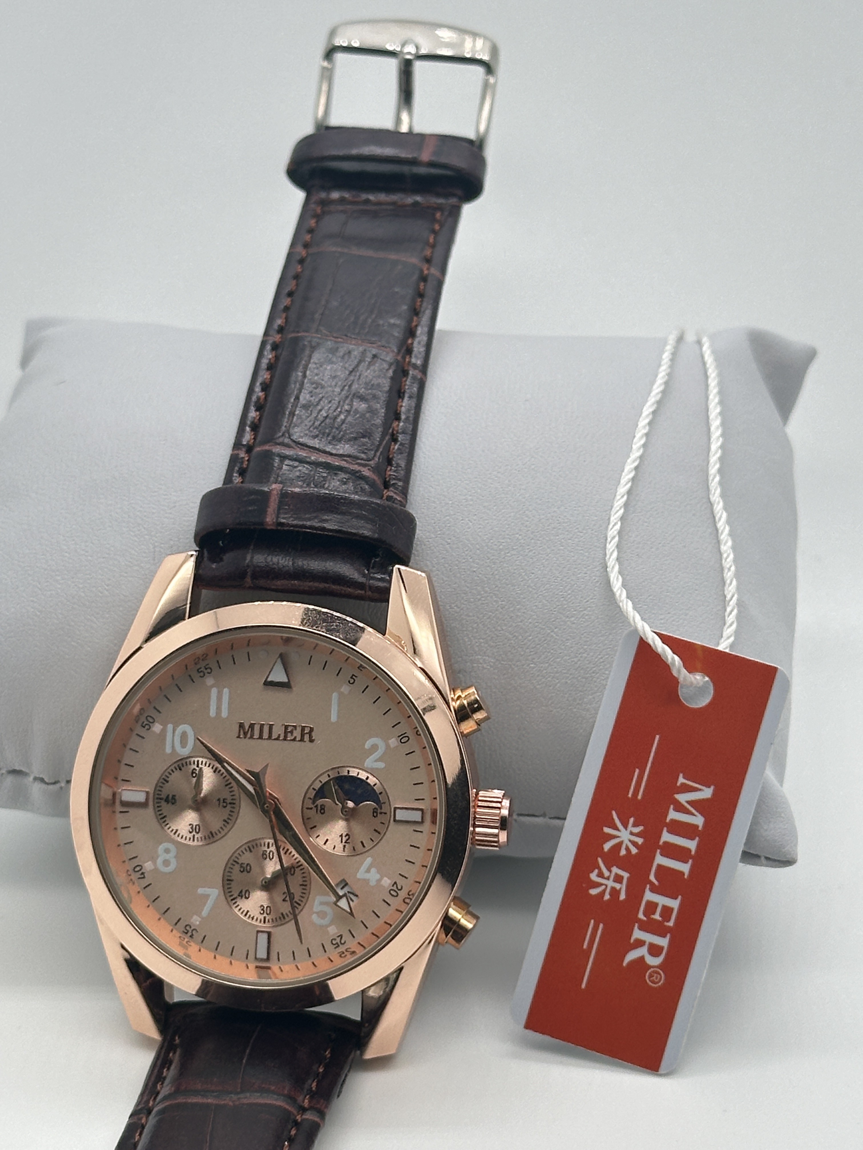 OEM Stock High Quality Waterproof Watches with Stainless Steel Top Brand Luxury Sports Chronograph Quartz Watch