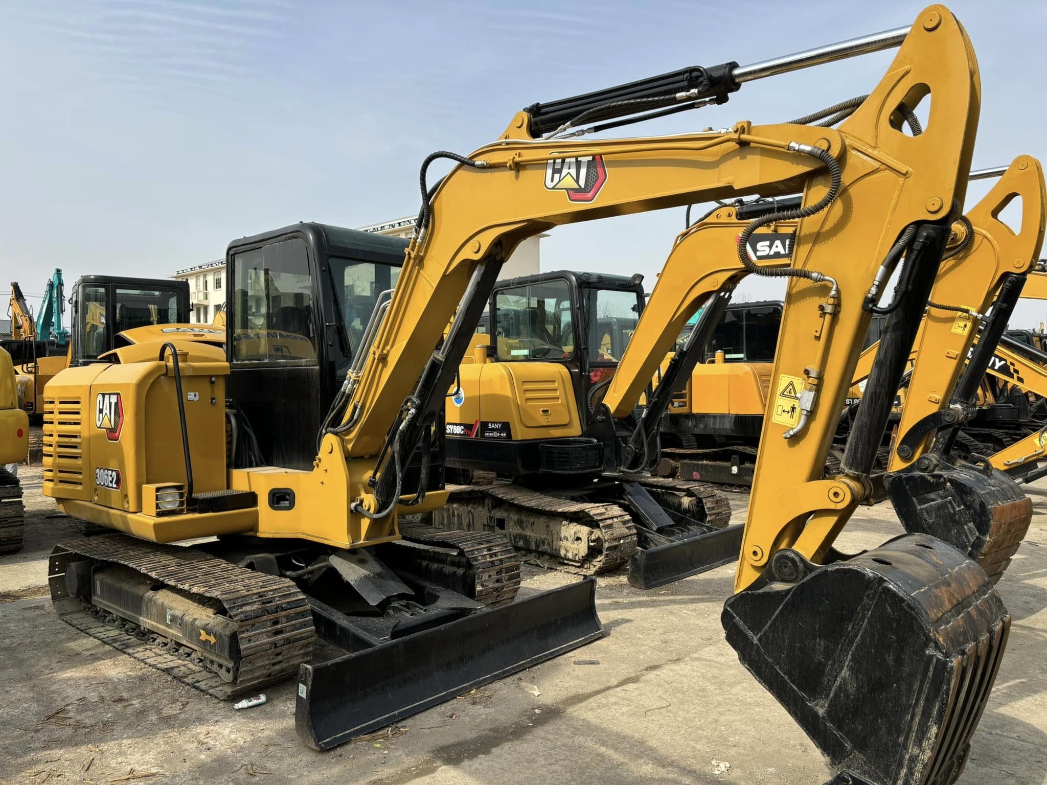 Small Used 6Ton Mini CAT 306 Excavators Machine Equipment Digging