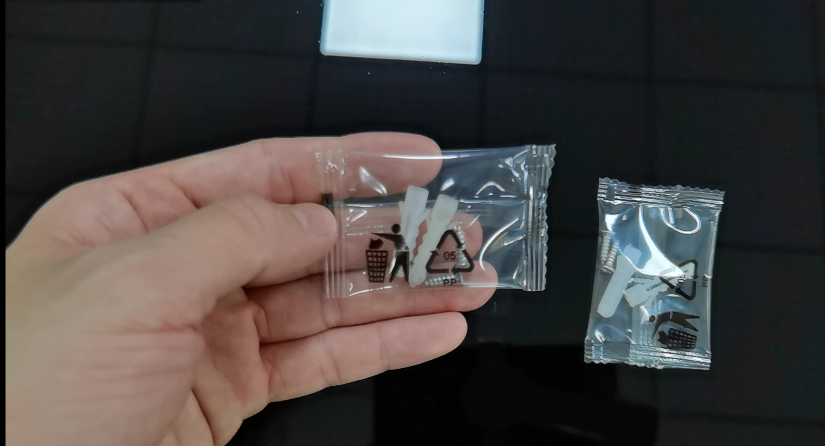 Small Bagging Plastic Packing Film Flat Pad Bolts Screws Nuts Wrapping Packaging Machine