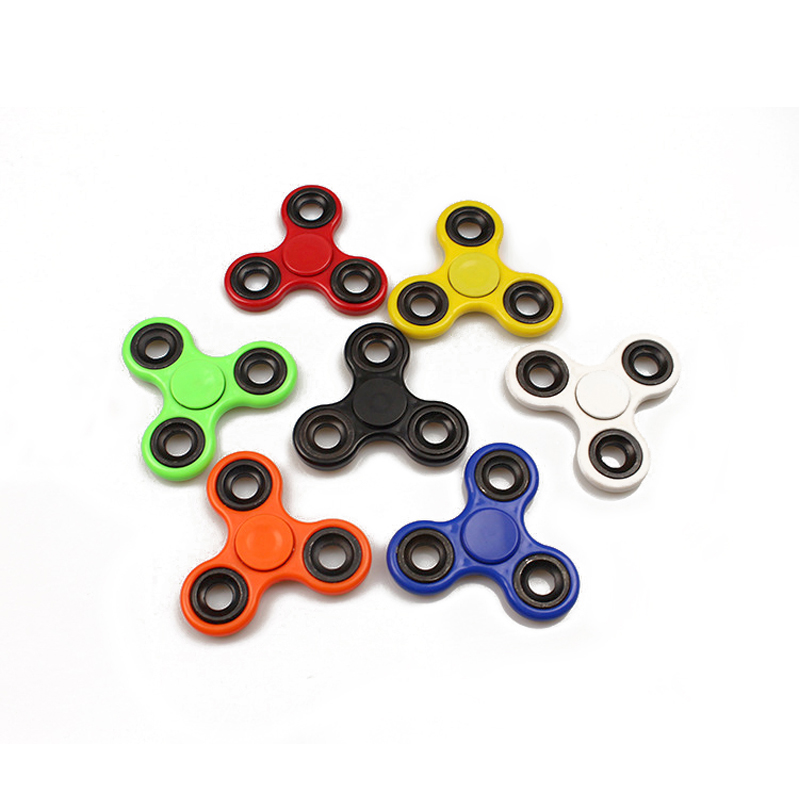 2017 Magic Decompression Three Sides Plastic Fidget Spinner for Kids