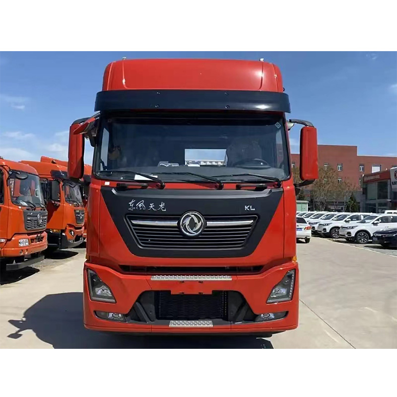 Dongfeng 560hp HOWO Dump Truck With 295/80R22.5 16PR Tires And Automatic Transmission