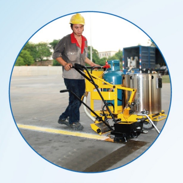 Easy Operate Hand Push Thermoplastic Road Marking Paint Machine Compact Structure
