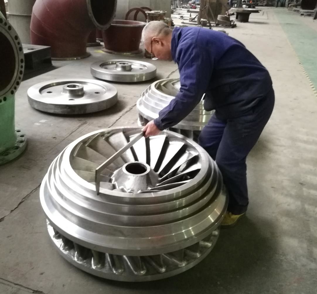 Water Turbine Generator with 220V-690V Rated Voltage 400kw-20mw Power Output