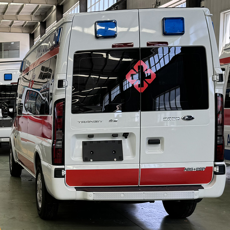 3m Length High Roof Ambulance 4*2 Emergency Medical Ambulance