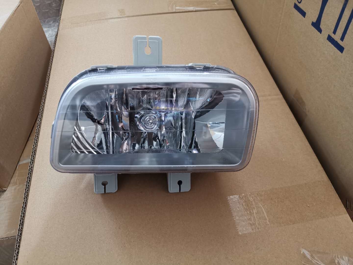 Hyundai County Minibus Auto Parts Front Bumper Lamp OEM 86510-58000 86520-58000