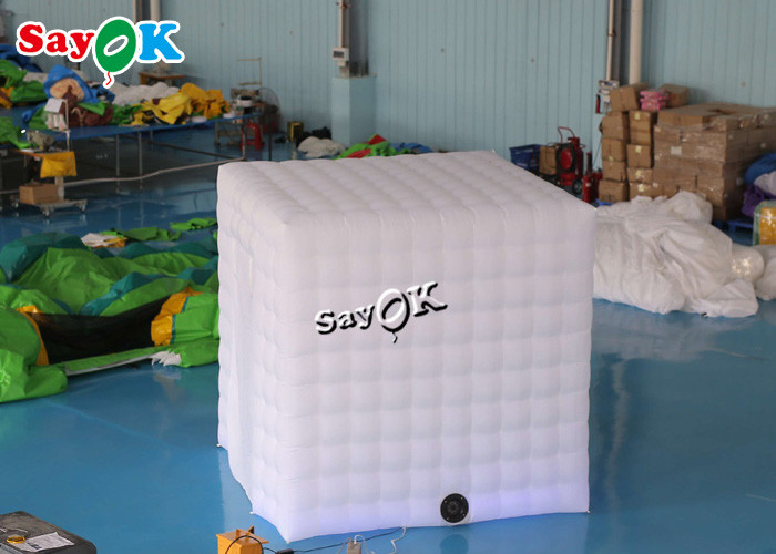Event Booth Displays 2.5m 8.25ft White Portable 3 Door Cube Photo Booth Tent Inflatable With Led Light