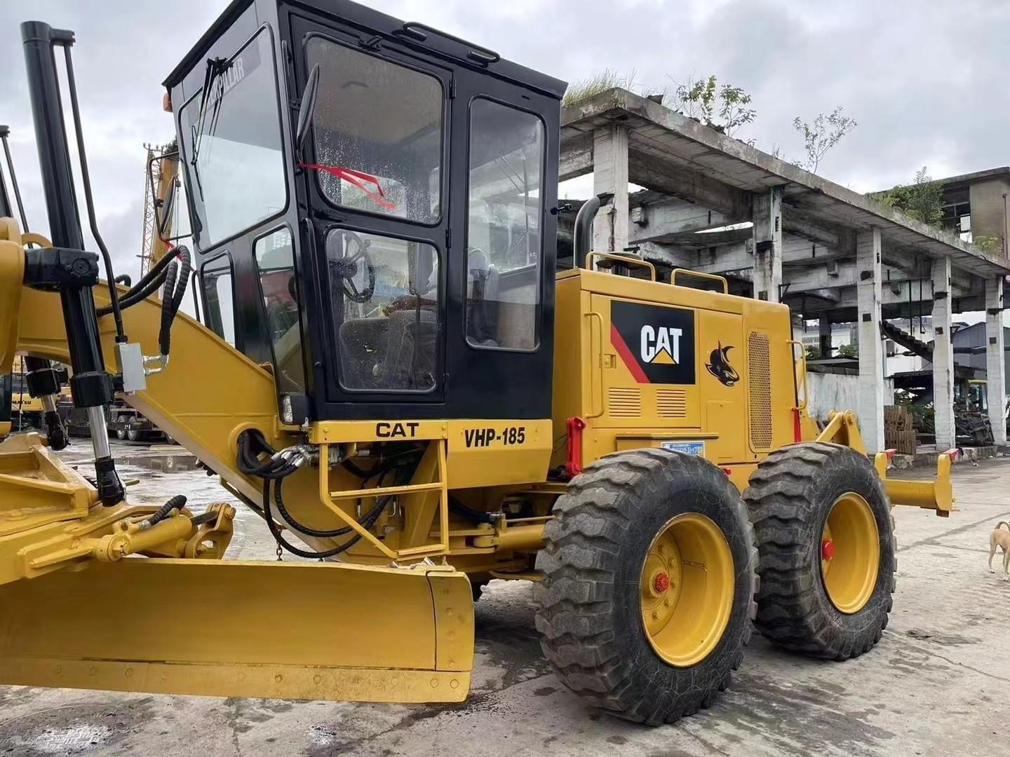 CAT 140H Second Hand Grader For Ground Leveling Operations