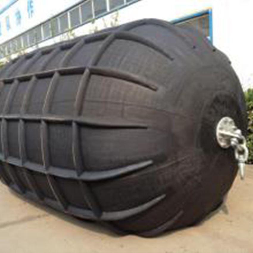 Marine Tug Boat Natural Rubber Fender for Sales from China_1