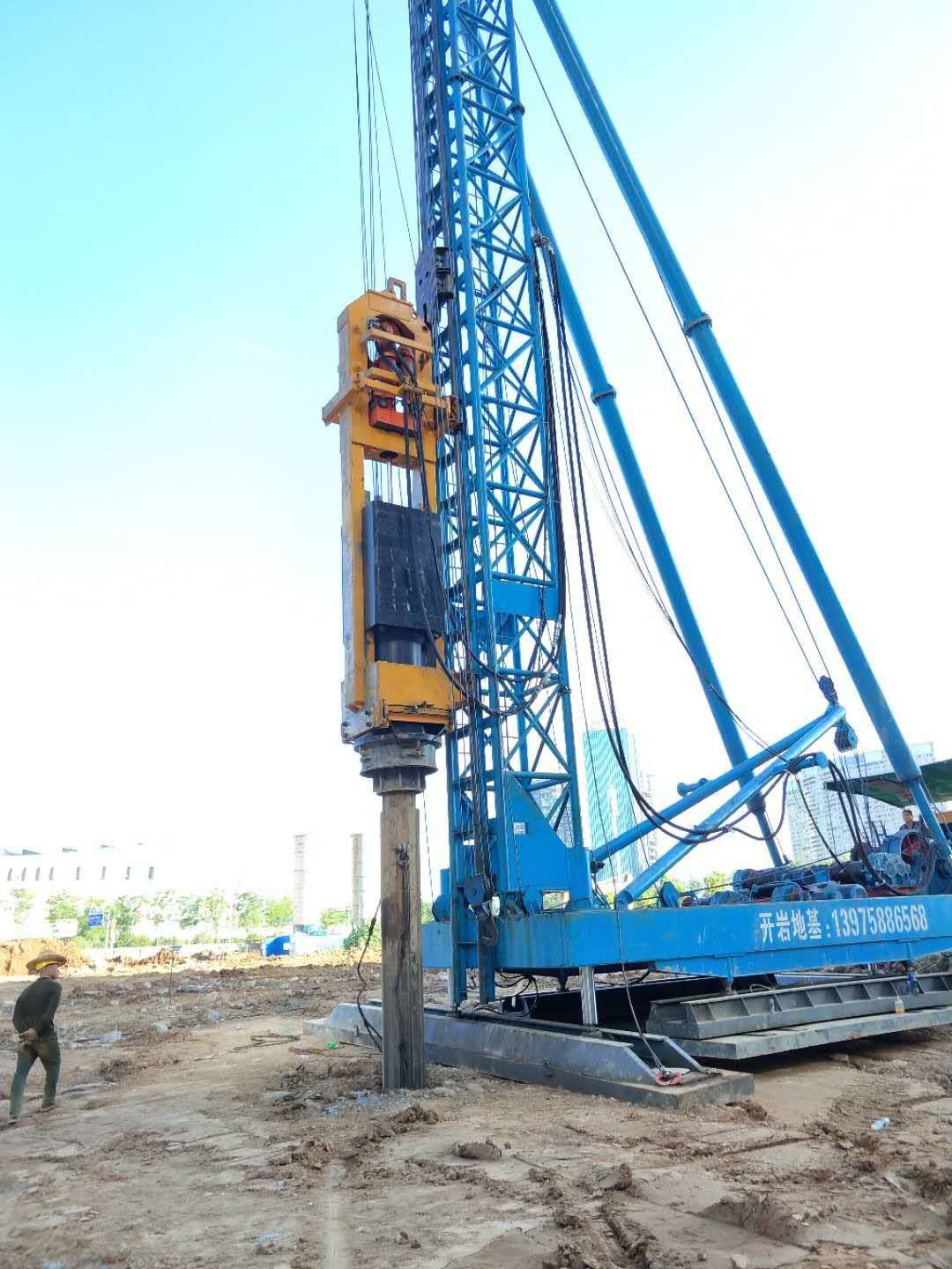 No Pollution Rammer Hydraulic Hammer For 11T PHC Pile High Efficiency