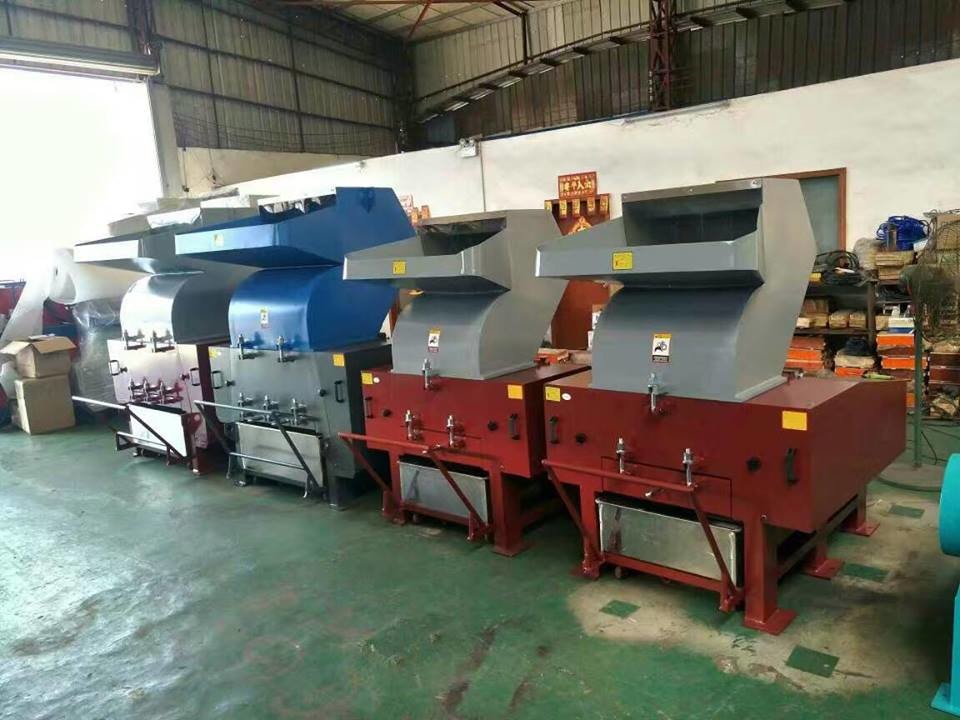 75HP PP PE PET PVC plastic pipe Crusher, crushing plastic pipes factory