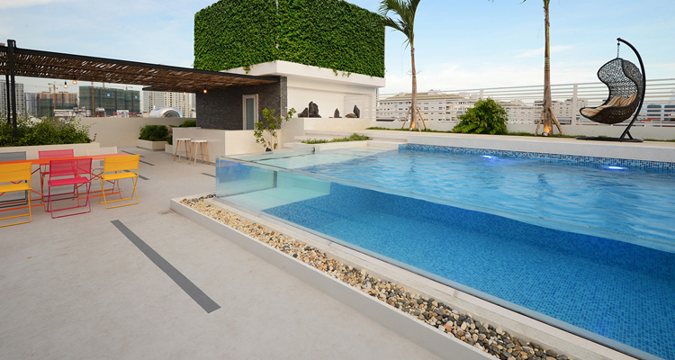 Hotel Suspended Pool Fully Transparent Acrylic See-Through Window with Multi-Sided