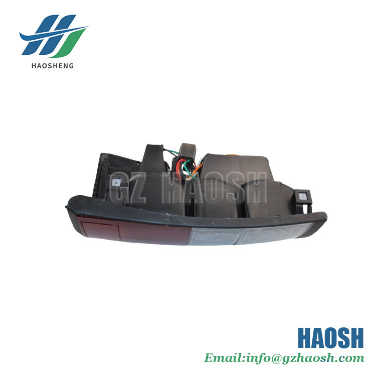 TAIL LAMP R 8-97114451-1 8971144511 For Isuzu TFR98