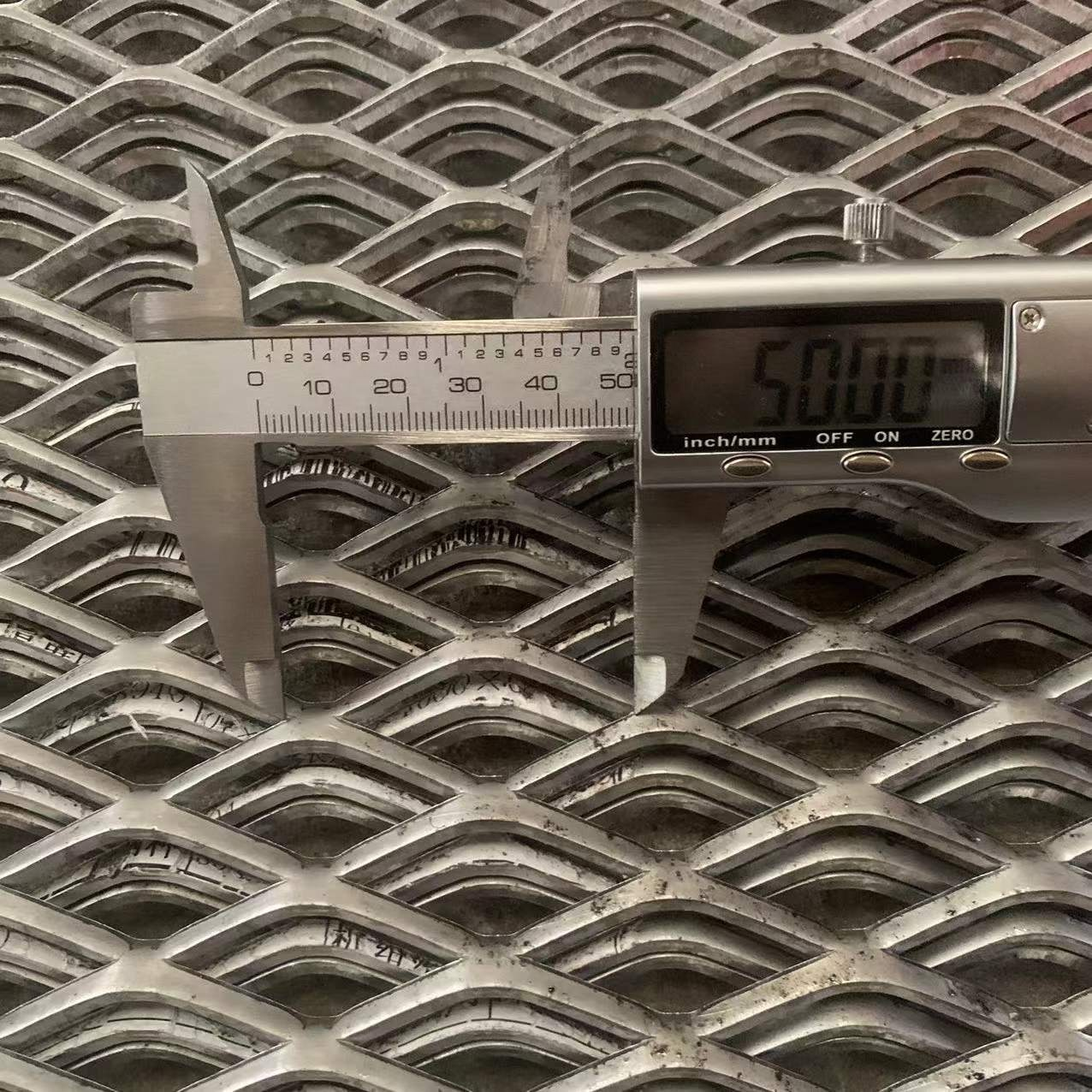 expanded metal mesh