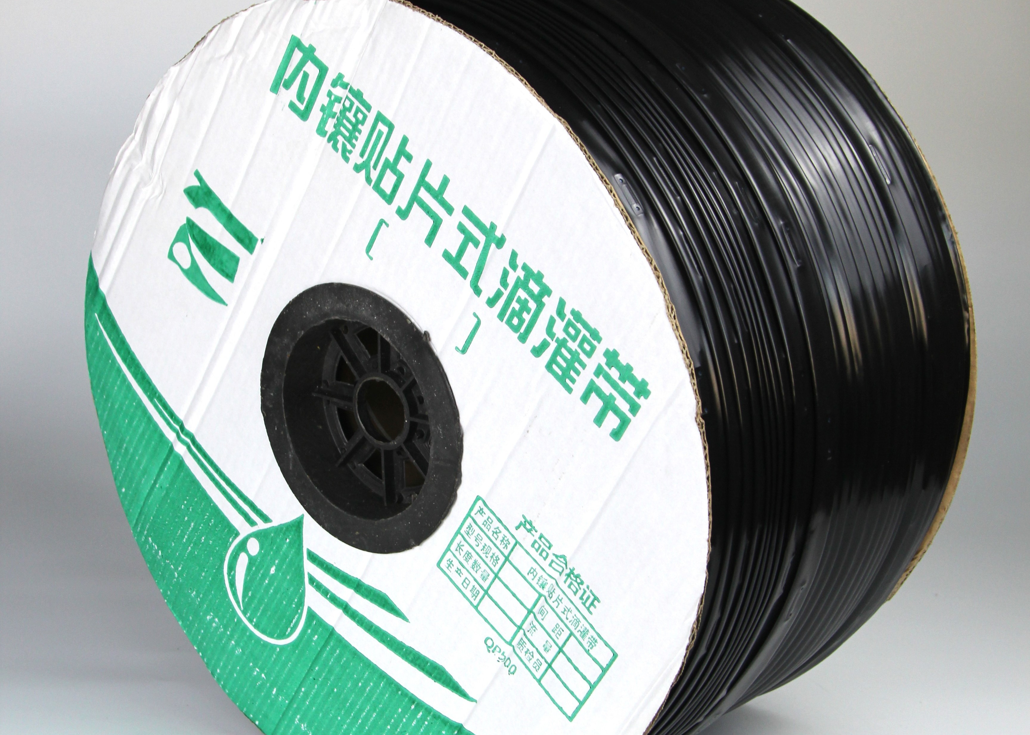 Black Drip Irrigation Tape 16mm Diameter Garden Drip Tape For Large Scale Farming