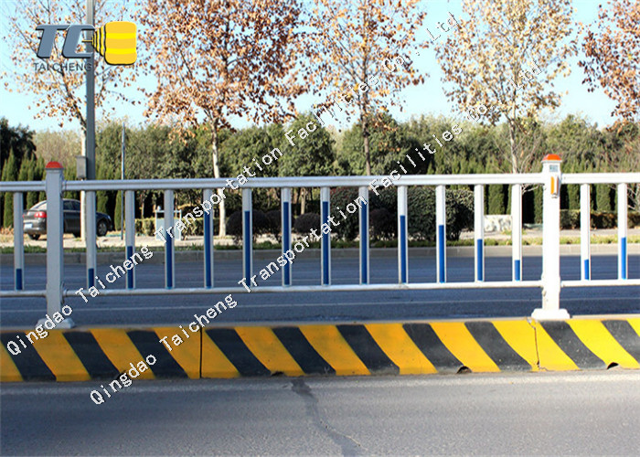 Urban Road Isolation Guardrails Road Safety Barrier Municipal Guardrail