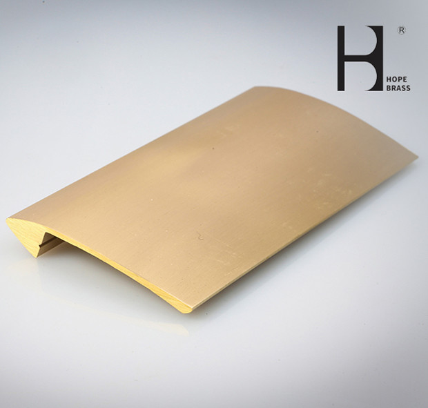 Wearproof H59 Copper Alloy Pen Profiles With Smooth Surface