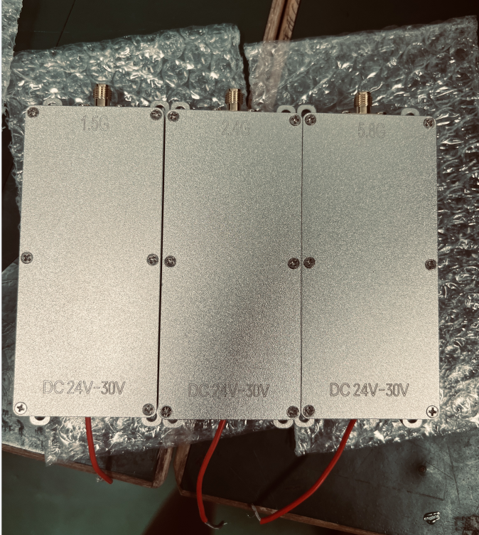 0.9G 1.5G 2.4G 5.8G Signal Source Drone Interference Module with SMA/N Connector Type