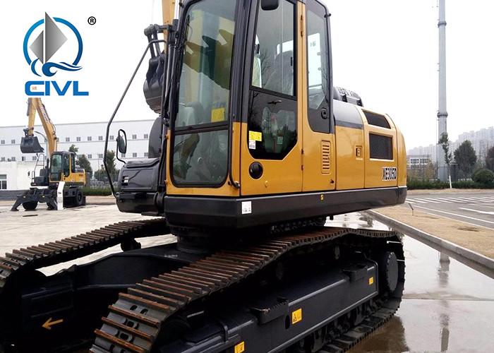 New 30ton Large Hydraulic Crawler Excavator 1.6m3 Bucket Capacity Yellow Color