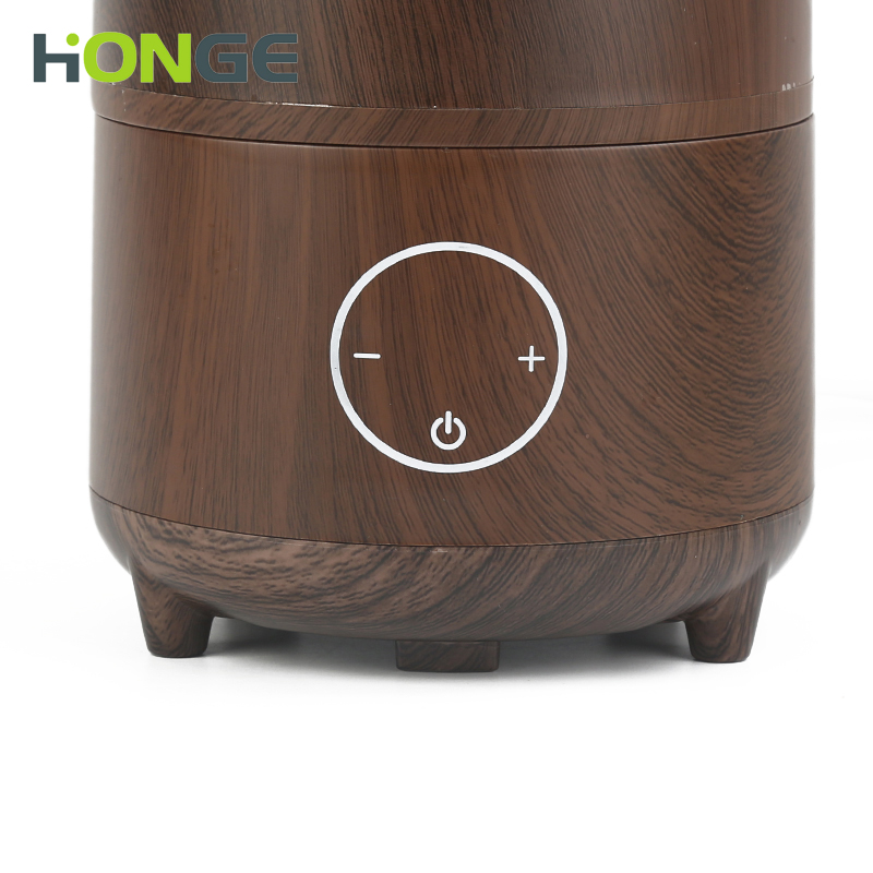 Exquisite Small Aroma Oil Diffuser , Deep Moisture Electric Mist Diffuser