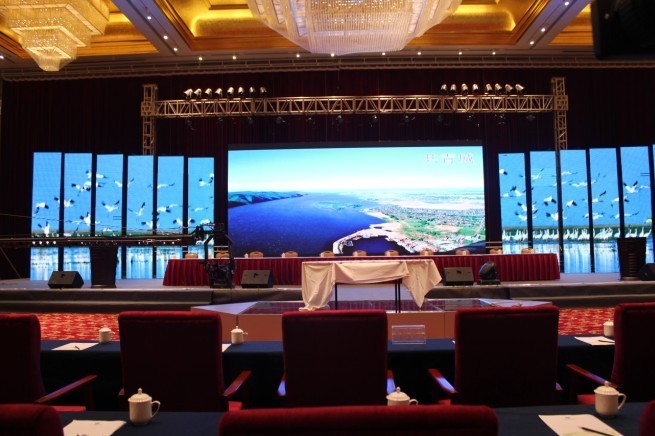 Digital Concert Flexible LED Video Panels P4.81 P3.91 Outside 500x1000 AngLED