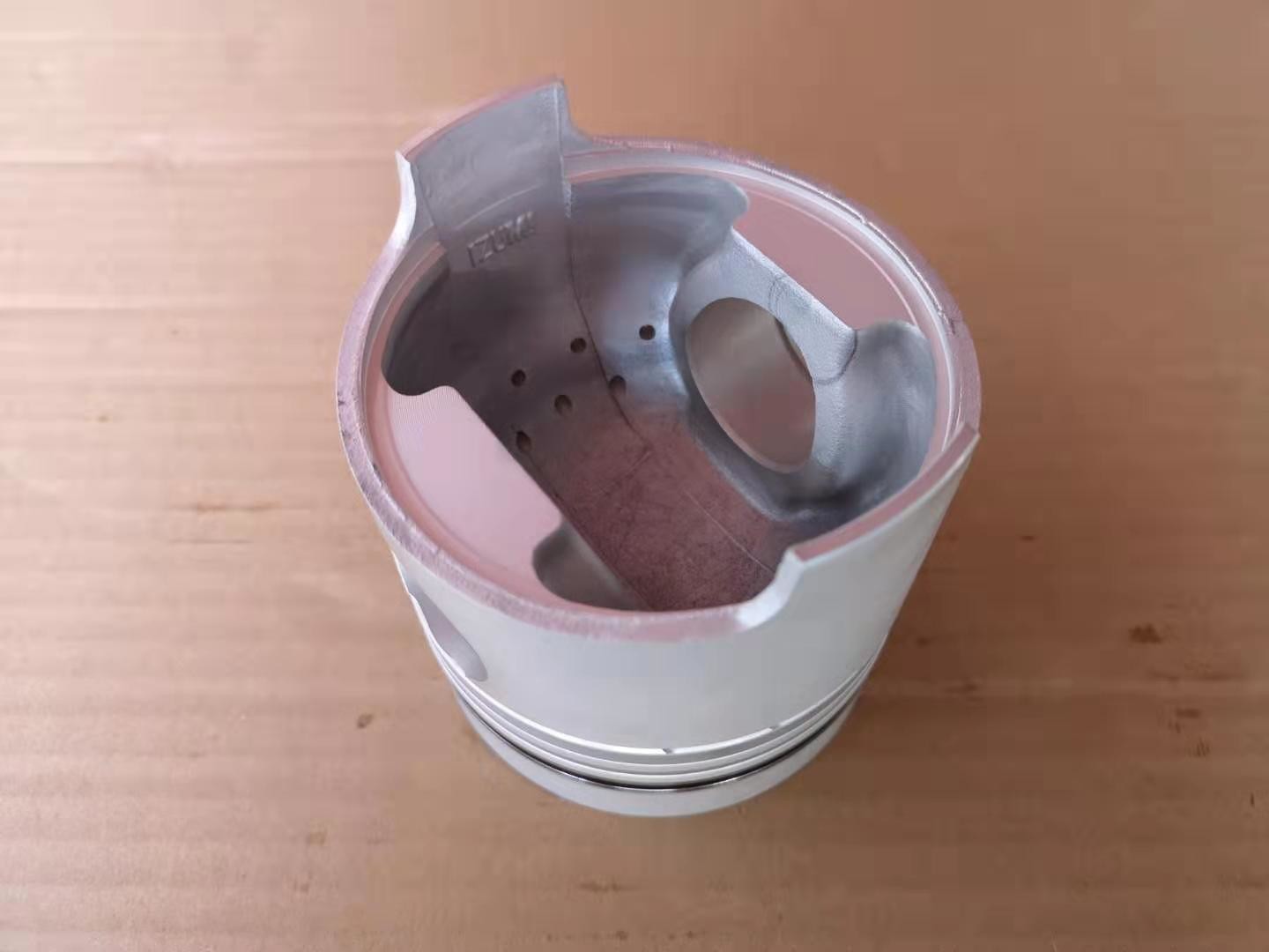 4BD1 6BD1 1121117770 Isuzu Truck Engine Piston Code 7770 EX200 EX220 Excavator Piston